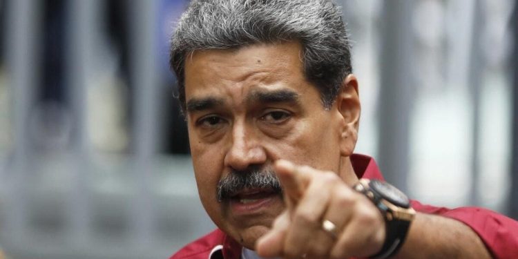 Nicolás Maduro llamó al pueblo y a las Fuerzas Armadas de Colombia a unirse en defensa de Venezuela
