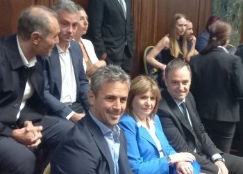 Reforma laboral: La Libertad Avanza veta lista de expositores en el Senado