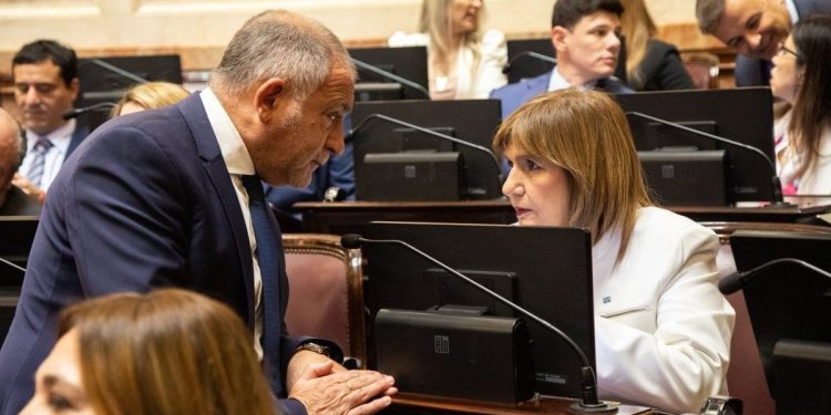 Test final para el Presupuesto 2026: la orden de Luis Caputo, guerra con el PRO y un paro que complica