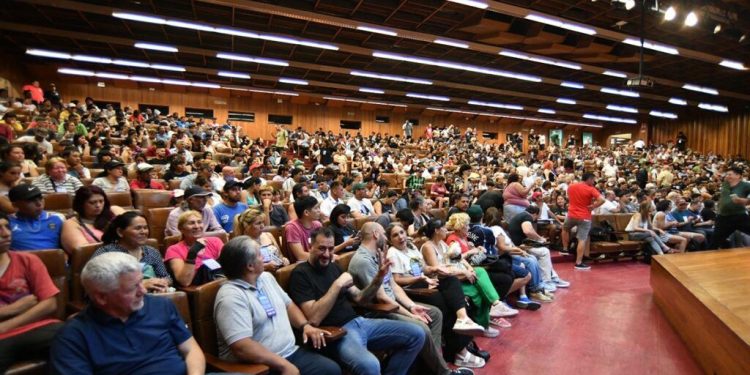 «Vamos a construir una fuerza nacional para que nuestro pueblo tenga una alternativa y una esperanza”