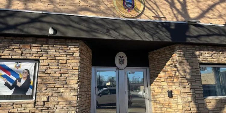 Ecuador denunció a EEUU por un intento de ingreso del ICE a su consulado en Minnesota