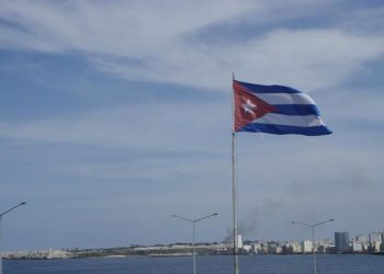 El Gobierno recomienda no viajar a Cuba ante riesgo de crisis y posible bloqueo naval total de EEUU