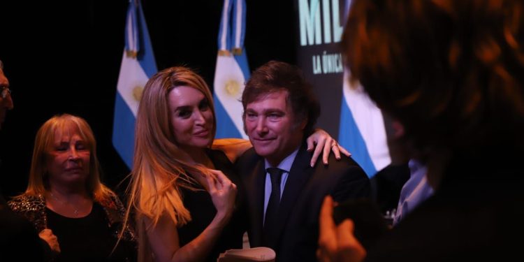 Fátima Florez confirmó en la mesa de Mirtha Legrand que Javier Milei asistirá a verla al teatro
