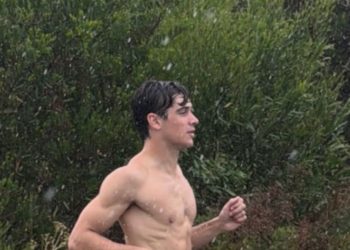 Franco Colapinto, sin casco ni buzo antiflama: descanso, mate y Uruguay