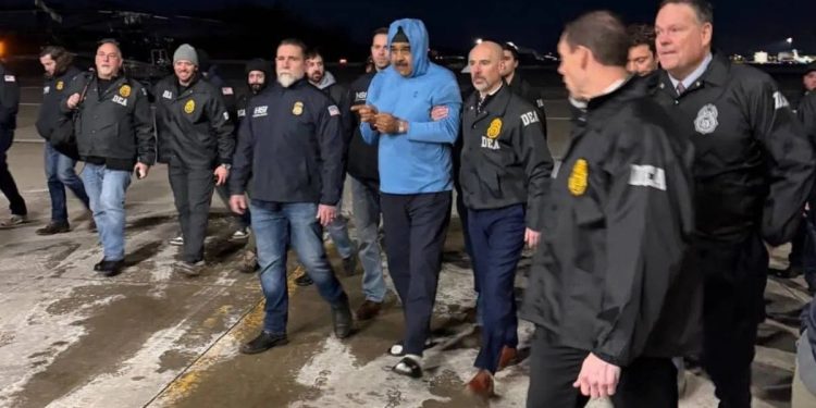 La Justicia argentina solicitó la extradición de Nicolás Maduro para juzgarlo por violación de derechos humanos