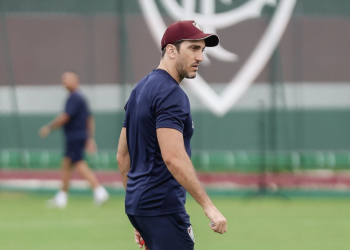 Luis Zubeldía fue operado exitosamente del corazón: el comunicado del Fluminense