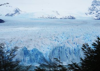 Modificar la Ley de Glaciares, sólo por necesidades de inversión, es un error estratégico