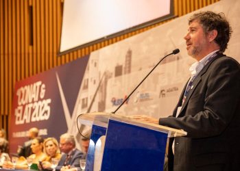 Organizaciones laboralistas señalan que el proyecto de modernización de Milei “atrasa más de 100 años”