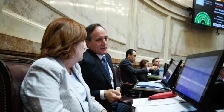 Provincias Unidas ingresa al Senado y busca sumar alianzas antes de la reforma laboral