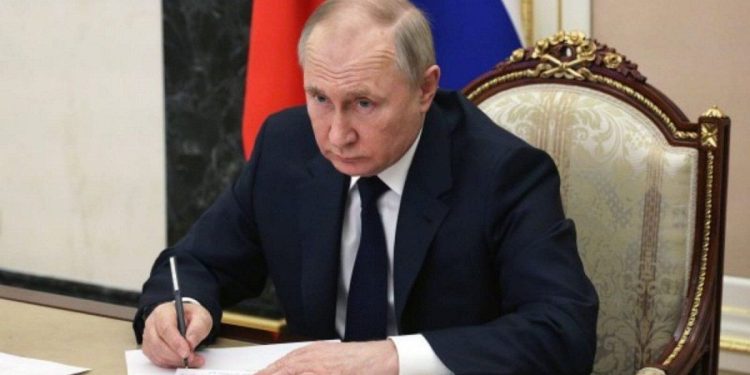 Rusia presenta pruebas de un supuesto ataque con drones a un residencia de Vladimir Putin