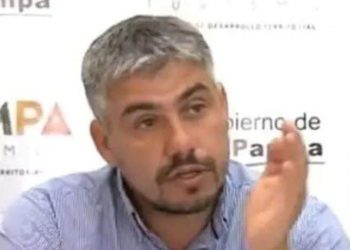 Un intendente de La Pampa murió tras un accidente con un camión en la ruta