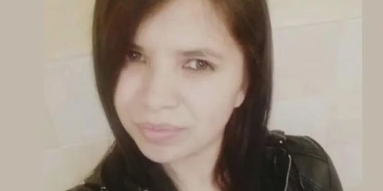 Un policía que corría picadas alcoholizado chocó y mató a una mujer: el juez lo liberó porque era «desproporcionado» dejarlo preso