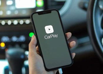 Apple integrará ChatGPT y otros IA generativas en la aplicación CarPlay