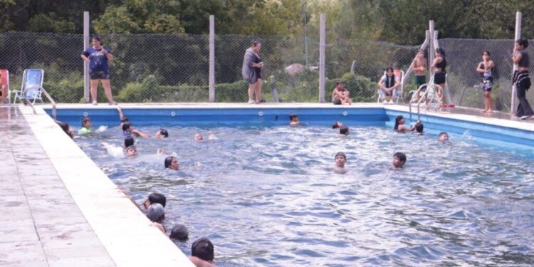 Cierre del Veranazo 2026 del Movimiento Evita en la colonia en Ensenada