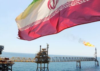 Comercio de petróleo: EEUU llama a evitar el Golfo mientras Irán analiza cerrar el Estrecho de Ormuz