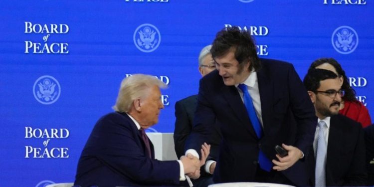 Donald Trump invitó a Javier Milei y otros presidentes latinoamericanos a una cumbre en Miami