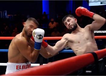 El nocaut del año: el boxeador ruso Umar Dzambekov derribó a su rival de un solo golpe y se hizo viral