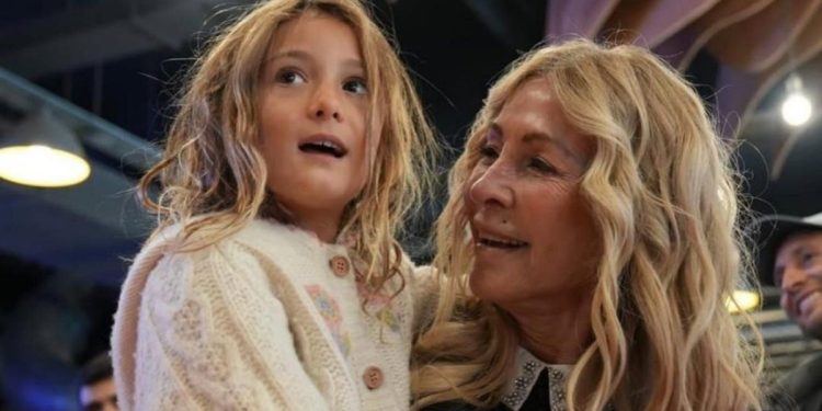 La familia de Mila Yankelevich, la nieta de Cris Morena, iniciaron una demanda contra la empresa de la barcaza
