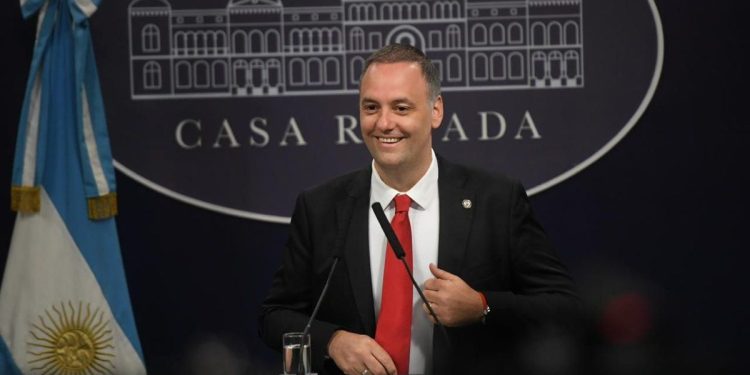 Manuel Adorni explicó la salida de Marco Lavagna del INDEC y defendió postergar el nuevo IPC