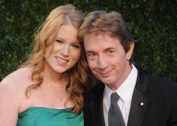 Murió la hija de Martin Short a los 42 años: se investiga como posible suicidio