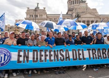 Otro guiño a la CGT: el Gobierno mantendrá la obligatoriedad de la cuota sindical