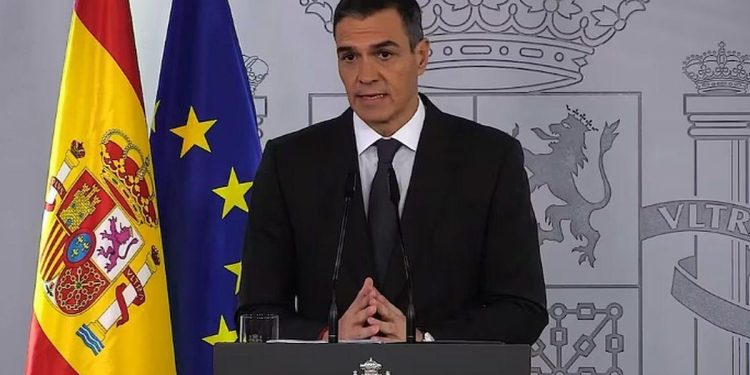 Pedro Sánchez anunció que España prohibirá el acceso a las redes sociales a los menores de 16 años