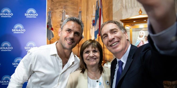 Por la reforma, el mileísmo inaugura su propia discusión entre halcones y palomas