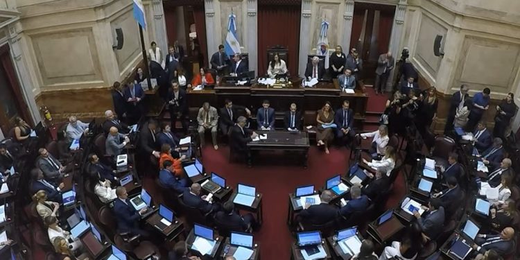 Reforma laboral en VIVO: la CGT marcha al Congreso mientras se debate el proyecto