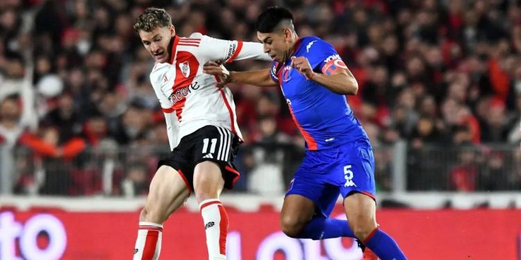 River recibe este sábado al escolta Tigre en búsqueda de la punta: horario, TV y formaciones