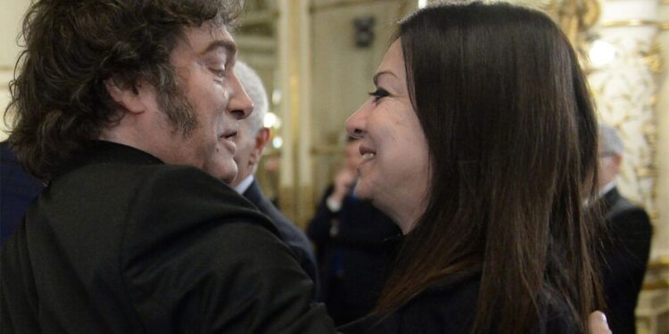 A pesar del discurso de Milei por la “calidad educativa”, los números no mienten: cuánto recortó los fondos para formación docente