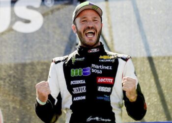 Agustín Canapino ganó en Neuquén y volvió a lo más alto del Turismo Carretera