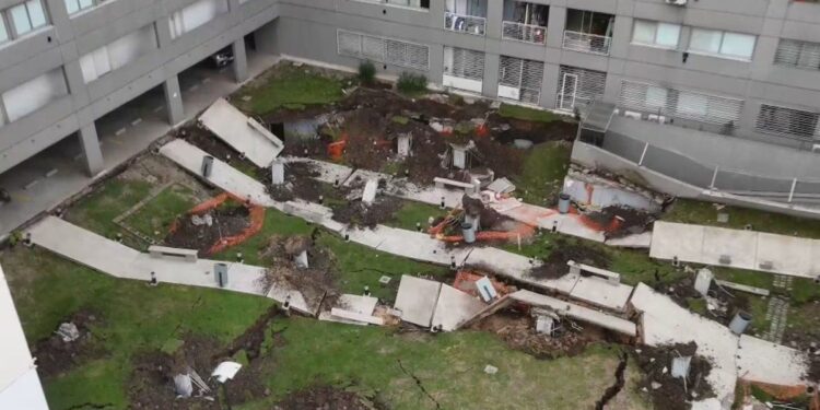 Derrumbe en Parque Patricios: la Fiscalía dispuso una serie de medidas para detectar responsables penales