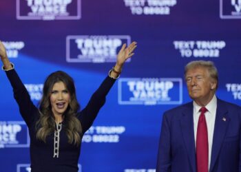 Donald Trump reemplazará a Kristi Noem en Seguridad Nacional por el senador Markwayne Mullin