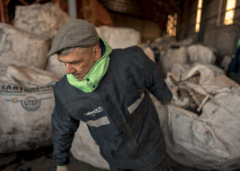 Enseñar a pescar sin caña y en el desierto