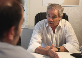 Felipe Solá: «Creo que hay muchísimas chances de que la gente no reelija a Milei»