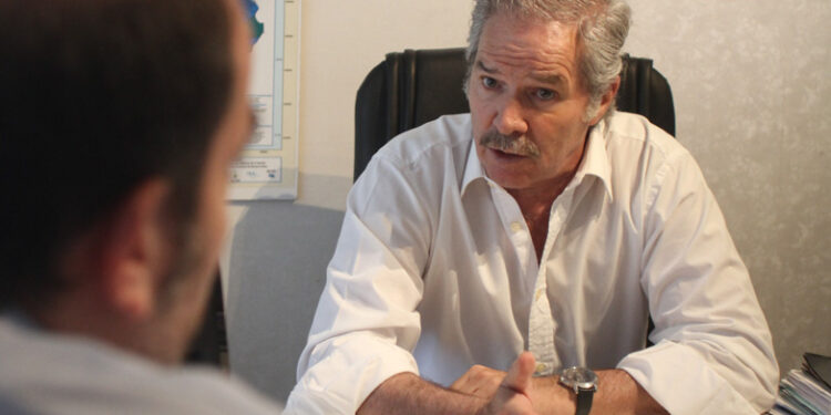 Felipe Solá: «Creo que hay muchísimas chances de que la gente no reelija a Milei»