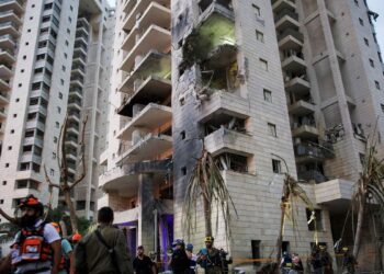 Guerra en Medio Oriente: el embajador argentino en Israel aseguró que hay 200 turistas varados y 100.000 residentes bajo alerta