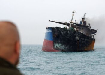 Guerra en Medio Oriente: reportan que solo 77 barcos circularon por el estrecho de Ormuz durante el mes de marzo