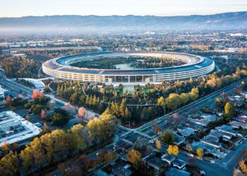 IA y relocalización global: el nuevo frente de la automatización