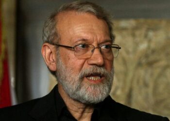 Irán confirma la muerte de Ali Larijani, líder militar y político clave