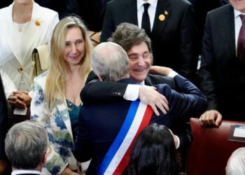 Javier Milei invitó a José Antonio Kast a la Argentina para profundizar la agenda bilateral con Chile