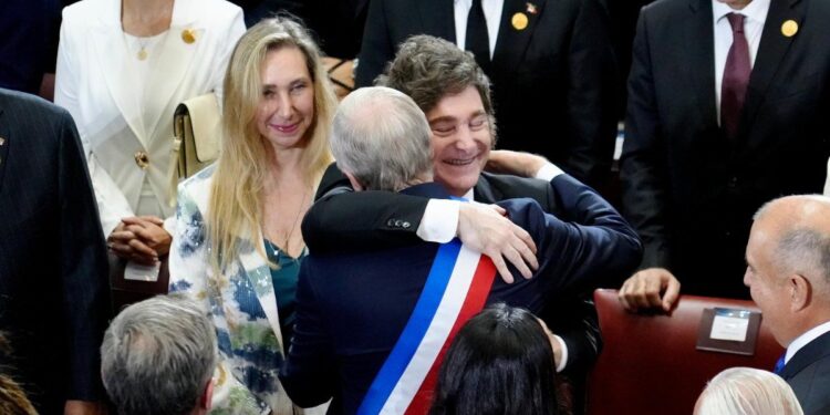 Javier Milei invitó a José Antonio Kast a la Argentina para profundizar la agenda bilateral con Chile