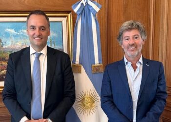 Juan Bautista Mahiques jura como ministro de Justicia tras la salida de Mariano Cúneo Libarona