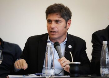 Kicillof lanza su propia usina de políticas públicas con la mira en 2027