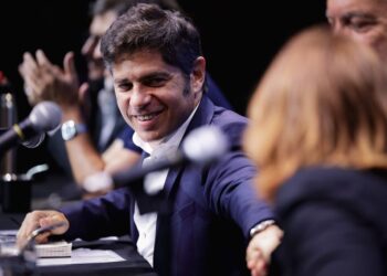 Kicillof lanzó su propia usina política: «Se espera de nosotros que podamos pensar un proyecto para el desarrollo productivo y soberano de nuestro país»