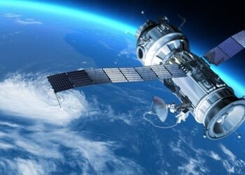 Starlink versus Amazon: dos gigantes que compiten por el mundo del internet satelital