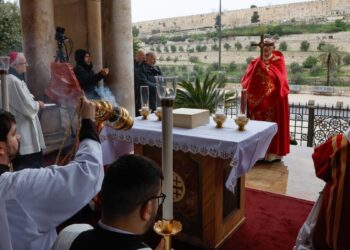 Tensión en Jerusalén: Israel impidió la misa de Domingo de Ramos en el Santo Sepulcro y desató críticas internacionales