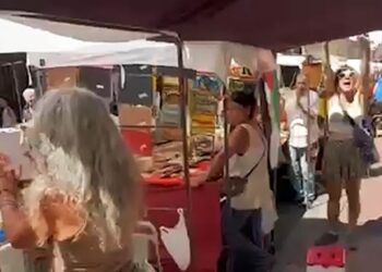 A un mes de ser suspendidas por el gobierno porteño, tres feriantes reclaman volver a trabajar