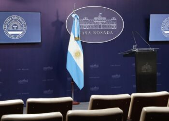 Ante la inminencia de un fallo adverso, ahora el Gobierno reabre la sala de periodistas de la Rosada