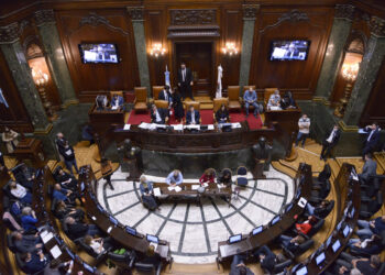 CABA: la oposición presentó un proyecto para el desendeudamiento de miles de familias